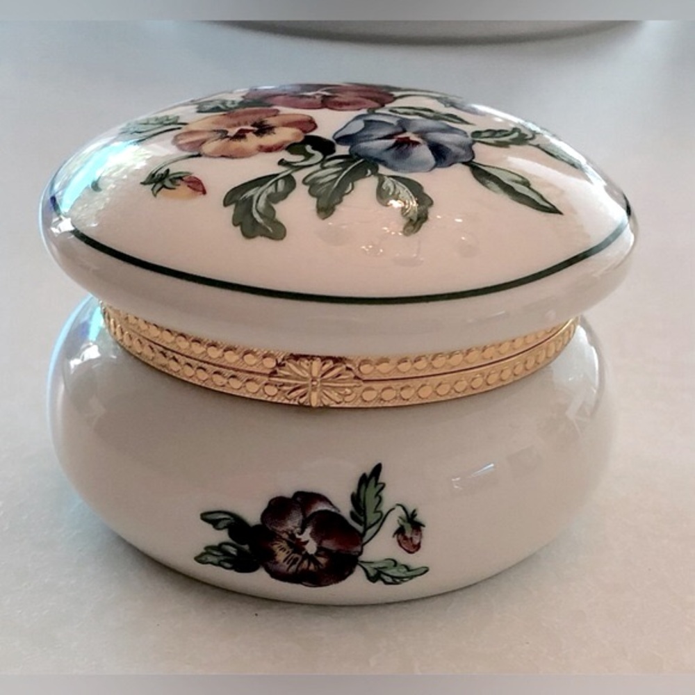 PartyLite Porcelain Round Jewelry Trinket Box - Picture 10 of 10